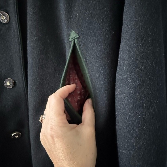 Pischl Women's 100% Wool Black Poncho Cape Satin Lined Button Closure Long - Picture 4 of 13